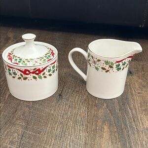 2 Vtg American Atelier 5215 /12 Days Christmas Cream & Sugar Ribbon Holly‎